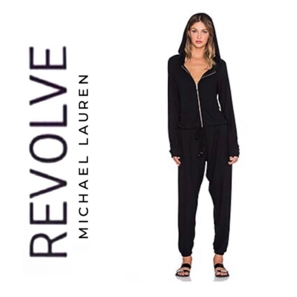 NWOT Revolve x Michael Lauren Fargo
Zip Up Jumpsuit in Jet Black - Picture 1 of 9